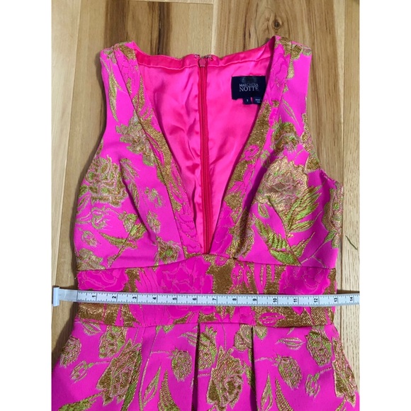 Marchesa Notte V Neck Metallic Floral Dress sz 2 - Picture 15 of 15